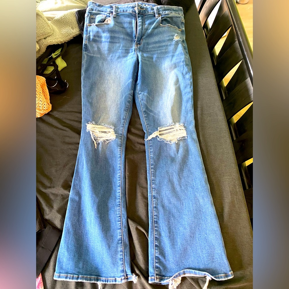 American Eagle Skinny Kick Jeans